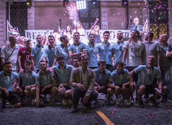 Festa del Trastevere Calcio, più di 3000 persone in Piazza.