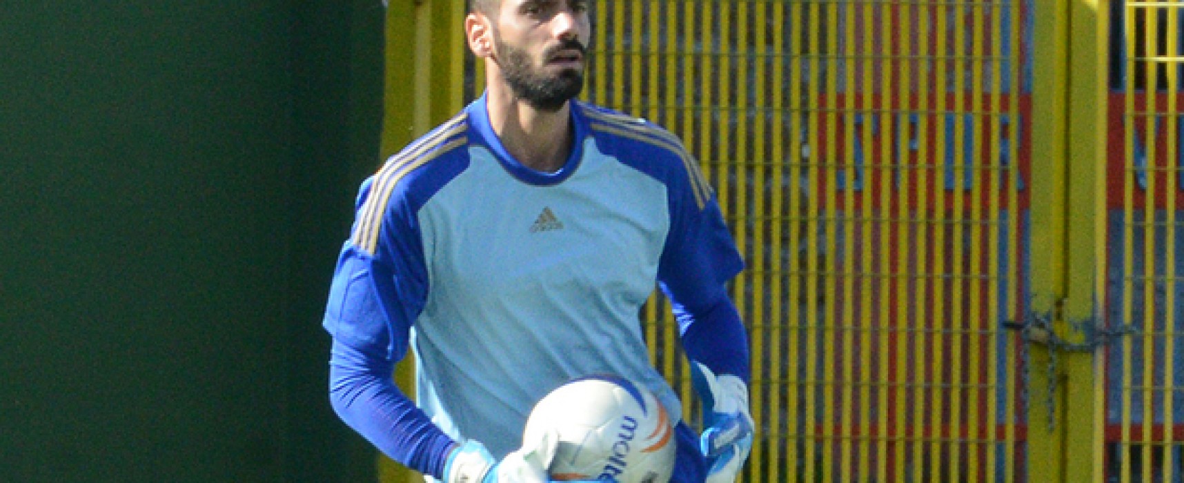 Apruzzese para due rigori e Paolacci firma il gol vittoria a Nuoro.