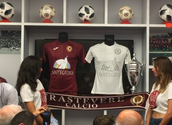 Nuove maglie 2018-’19, ieri la presentazione allo Store